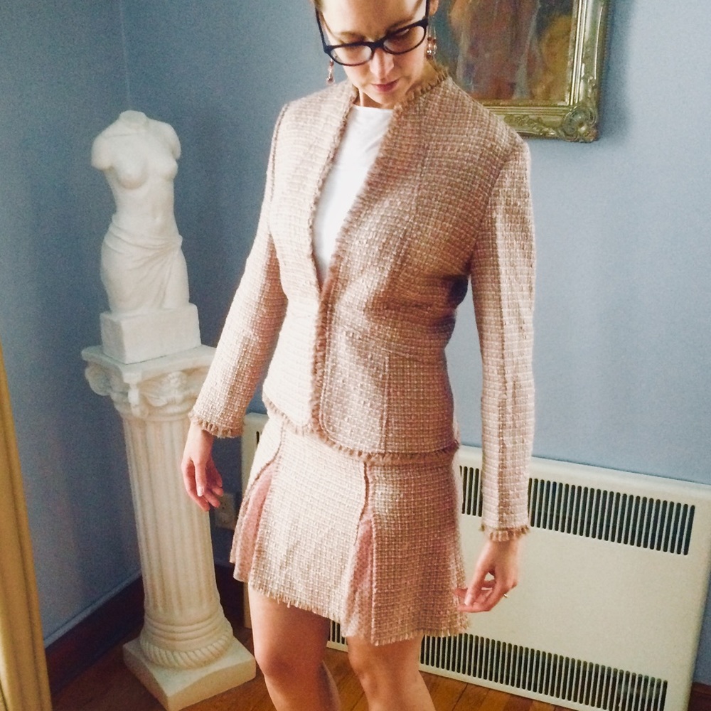 Elie Tahari Pink Tweed & Silk Skirt suit